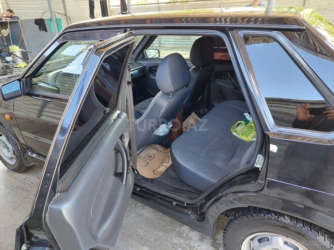 LADA (VAZ) 2115 2011, 250,000 km - 1.6 л - Şəki