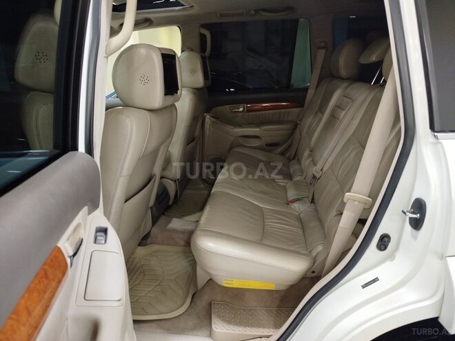 Lexus GX 470-10