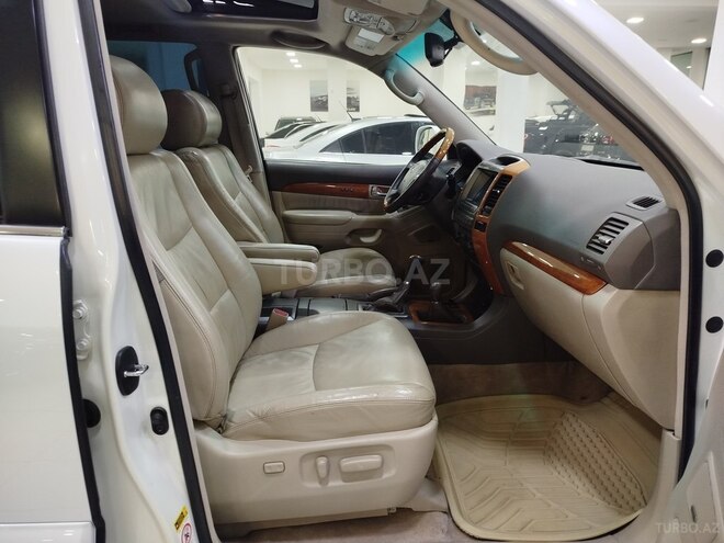 Lexus GX 470-12