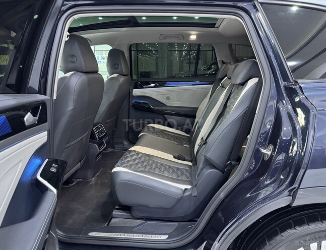Volkswagen ID.6 Crozz 2022, 127,500 km - 0.0 l - Bakı