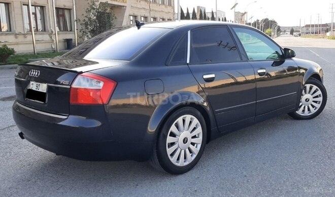 Audi A4 2003, 325,000 km - 2.0 l - Bakı