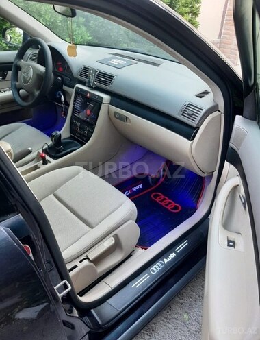 Audi A4 2003, 325,000 km - 2.0 l - Bakı