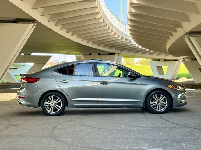 Hyundai Elantra 2018, 66,000 km - 2.0 l - Bakı