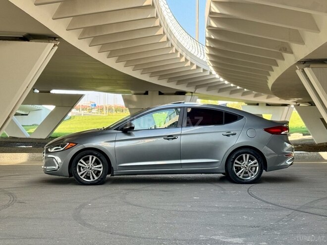 Hyundai Elantra 2018, 66,000 km - 2.0 l - Bakı