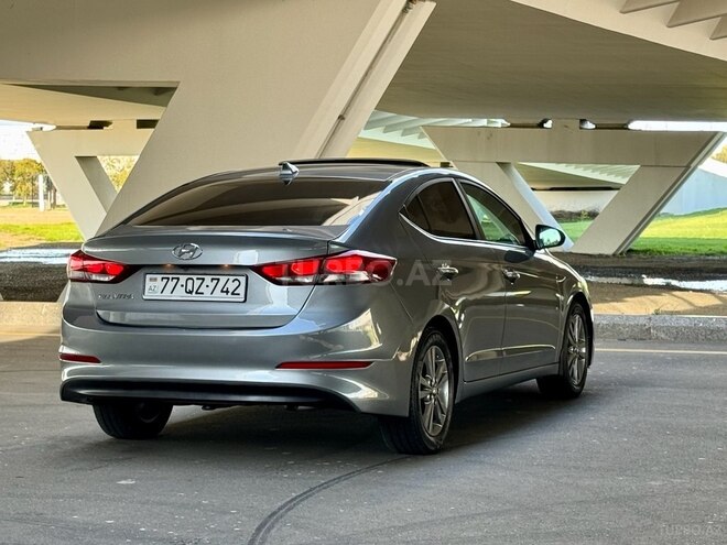 Hyundai Elantra 2018, 66,000 km - 2.0 l - Bakı
