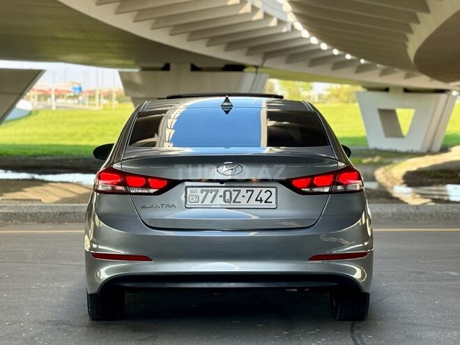 Hyundai Elantra 2018, 66,000 km - 2.0 l - Bakı