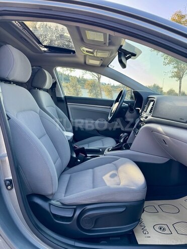 Hyundai Elantra 2018, 66,000 km - 2.0 l - Bakı