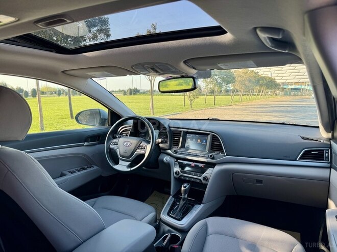 Hyundai Elantra 2018, 66,000 km - 2.0 l - Bakı