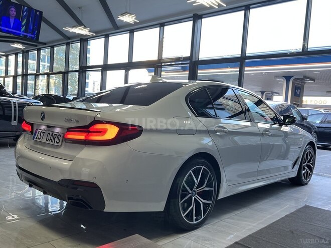 BMW 530e 2022, 33,000 km - 2.0 l - Bakı