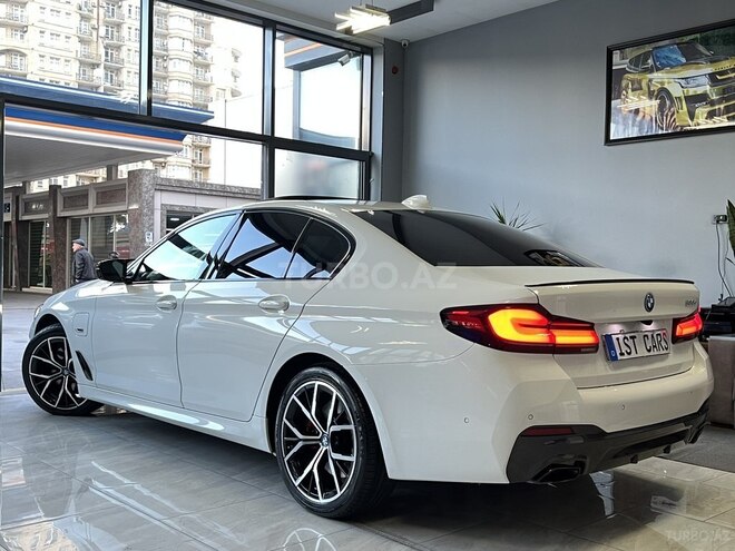 BMW 530e 2022, 33,000 km - 2.0 l - Bakı