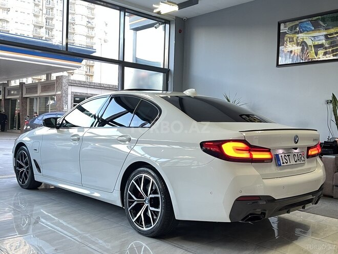 BMW 530e 2022, 33,000 km - 2.0 l - Bakı