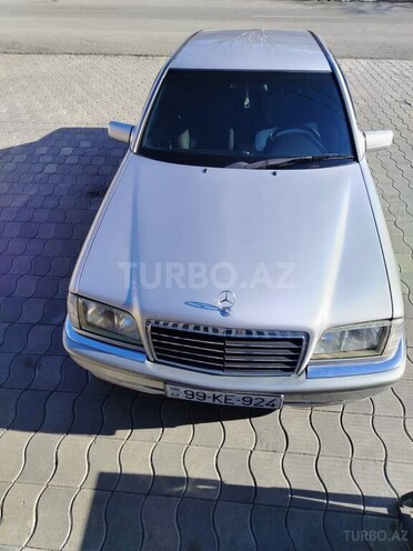 Mercedes C 240 1998, 350,000 km - 2.4 л - Qax