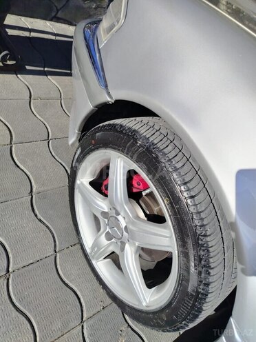 Mercedes C 240 1998, 350,000 km - 2.4 л - Qax