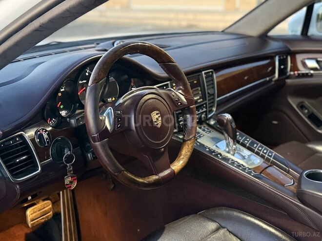 Porsche Panamera Turbo 2010, 201,000 km - 4.8 l - Bakı