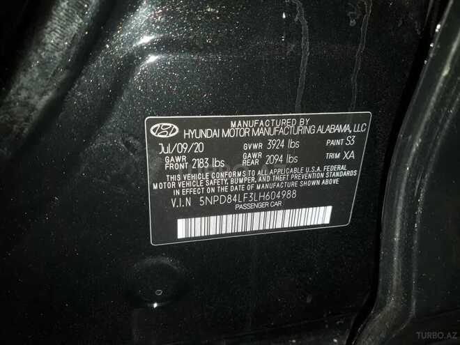 Hyundai Elantra-16