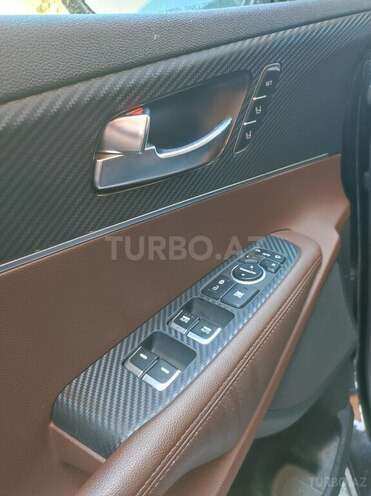 Kia Sorento-10