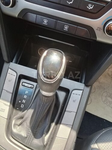 Hyundai Elantra 2016, 231,000 km - 1.6 л - Bakı