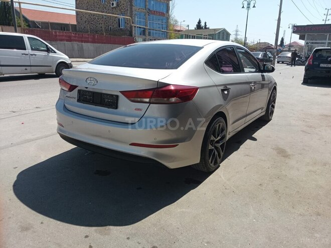 Hyundai Elantra 2016, 231,000 km - 1.6 л - Bakı