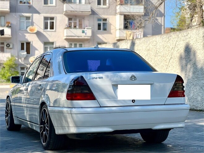 Mercedes C 230 2000, 297,500 km - 2.3 л - Sumqayıt