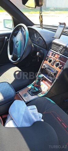 Mercedes C 180 2000, 330,990 km - 1.8 l - Hacıqabul
