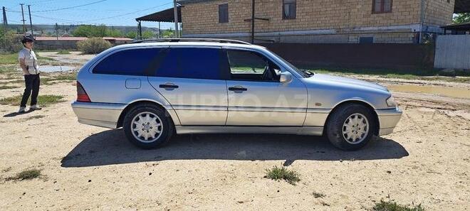 Mercedes C 180 2000, 330,990 km - 1.8 l - Hacıqabul