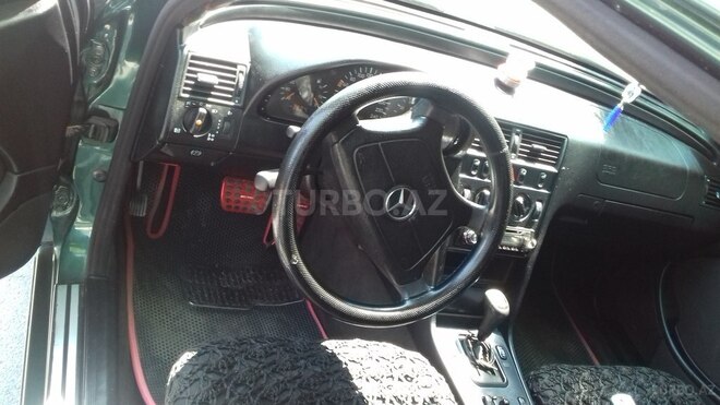 Mercedes C 180 1998, 218,777 km - 1.8 l - Zaqatala