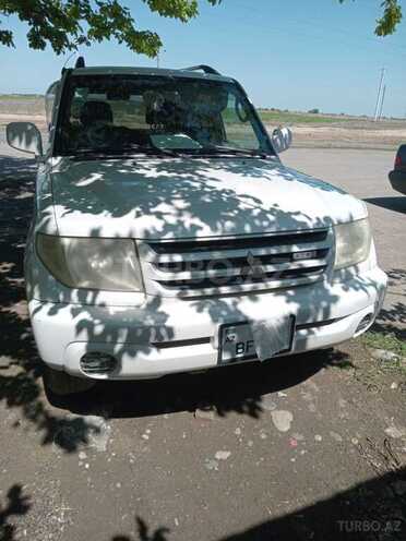 Mitsubishi Pajero io 2001, 244,000 km - 2.0 l - Beyləqan