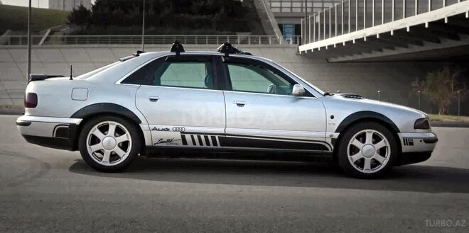Audi A8 1997, 200,000 km - 3.7 l - Bakı