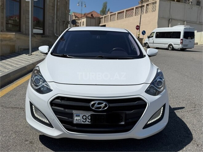 Hyundai i30 2016, 211,000 km - 1.6 л - Bakı