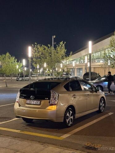 Toyota Prius 2010, 450,616 km - 1.8 л - Bakı