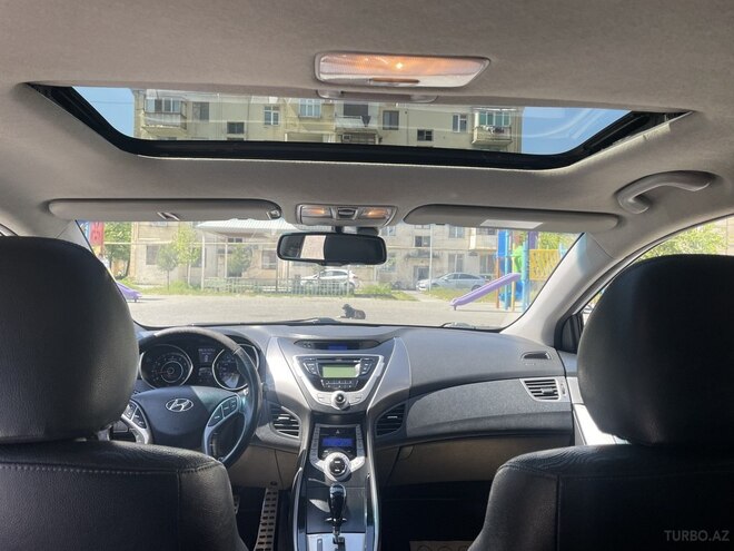 Hyundai Elantra 2012, 261,500 km - 1.8 l - Bakı