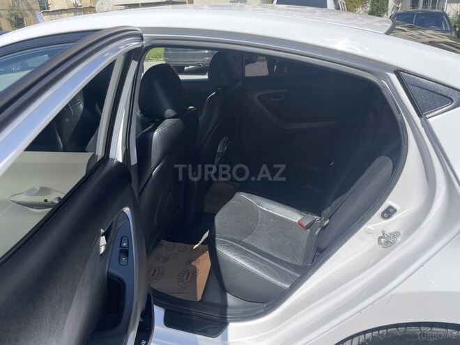 Hyundai Elantra 2012, 261,500 km - 1.8 l - Bakı