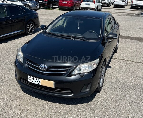 Toyota Corolla 2013, 246,000 km - 1.6 l - Bakı