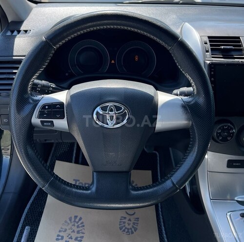 Toyota Corolla 2013, 246,000 km - 1.6 l - Bakı