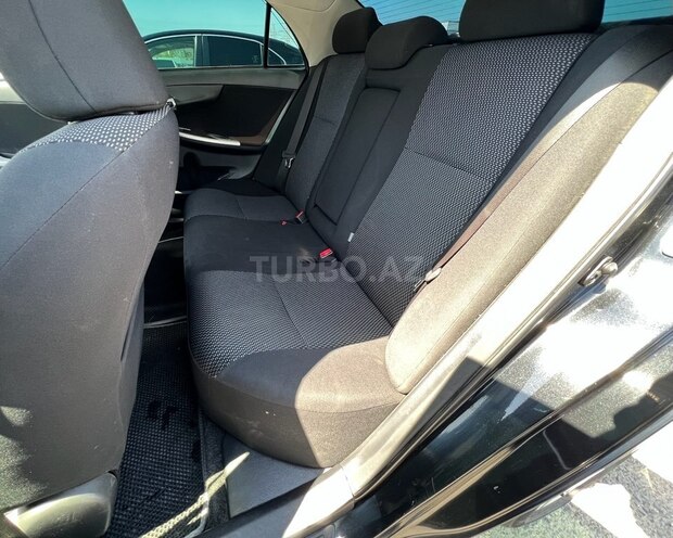 Toyota Corolla 2013, 246,000 km - 1.6 l - Bakı