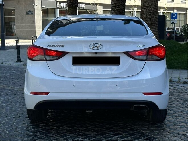 Hyundai Avante 2015, 313,000 km - 1.6 l - Bakı