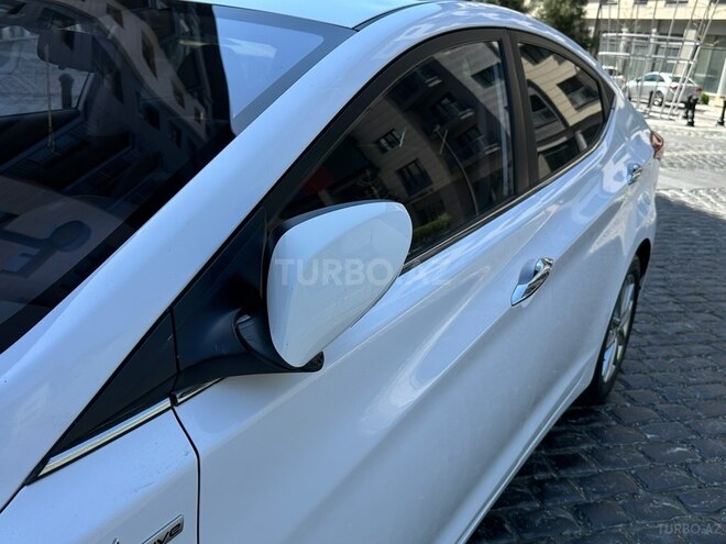 Hyundai Avante 2015, 313,000 km - 1.6 l - Bakı