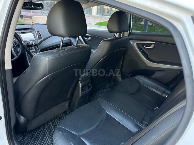Hyundai Avante 2015, 313,000 km - 1.6 l - Bakı