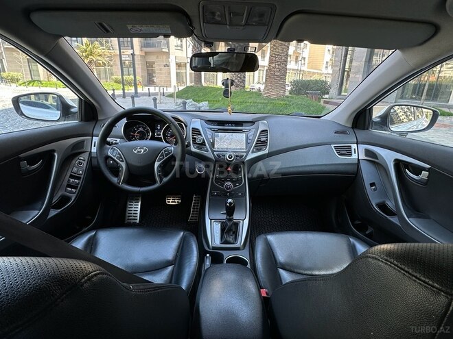 Hyundai Avante 2015, 313,000 km - 1.6 l - Bakı