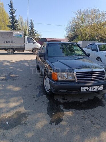 Mercedes 190 1991, 300,000 km - 2.0 l - Lənkəran