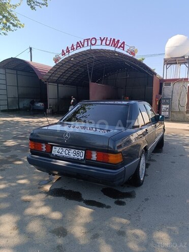 Mercedes 190 1991, 300,000 km - 2.0 l - Lənkəran