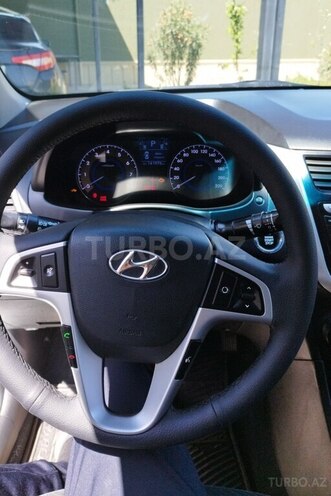 Hyundai Accent 2013, 141,975 km - 1.6 l - Bakı