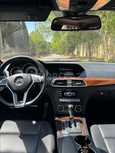 Mercedes C 250 2013, 184,000 km - 1.8 л - Bakı