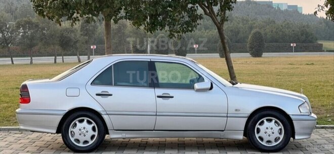 Mercedes C 240 1998, 390,000 km - 2.4 l - Masallı