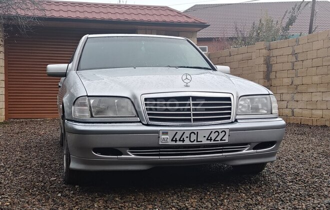 Mercedes C 240 1998, 390,000 km - 2.4 l - Masallı