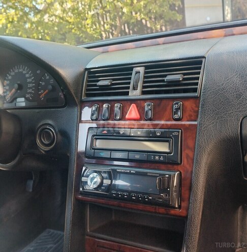 Mercedes C 240 1998, 390,000 km - 2.4 l - Masallı
