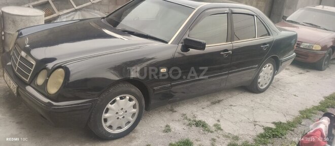Mercedes E 280 1997, 210,000 km - 2.8 l - Şəki