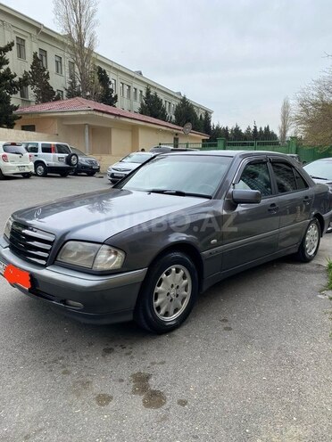 Mercedes C 180 1999, 414,000 km - 1.8 л - Bakı