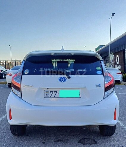 Toyota Aqua 2019, 93,000 km - 1.5 л - Bakı