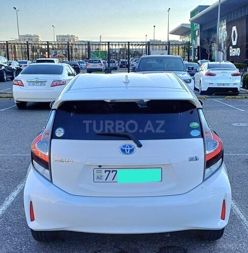 Toyota Aqua 2019, 93,000 km - 1.5 л - Bakı